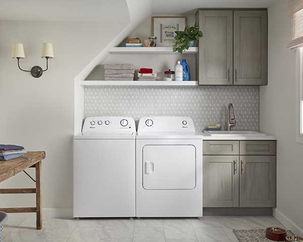 Washer & Dryer Washer & Dryer