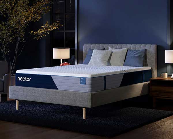 Full Hybrid Medium Firm Mattress 13" Full Hybrid Medium Firm Mattress 13"
