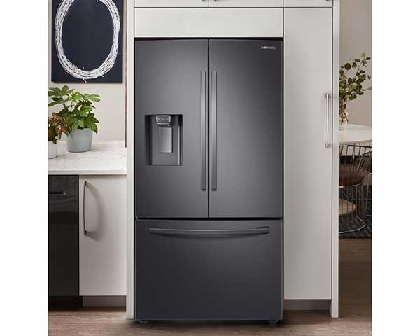 Refrigerator 28' French Door With Ice & Water In Door