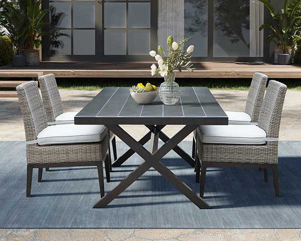 Aluminum Marina Table