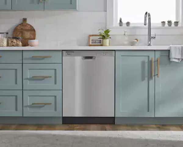 White Built-In Dishwasher White Built-In Dishwasher